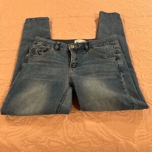 Gibson and Latimer Skinny Leg Jeans